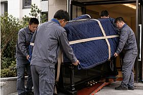 钢琴搬运
